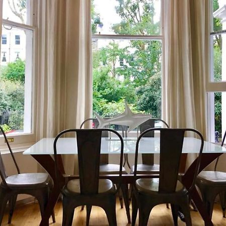 Stunning 2 Bed/2Bath Flat In Heart Of Kensington Leilighet London Eksteriør bilde